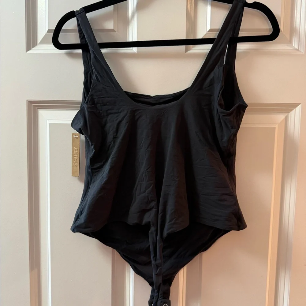 SKIMS Onyx Square Neck Bodysuit - Picture 2 of 4